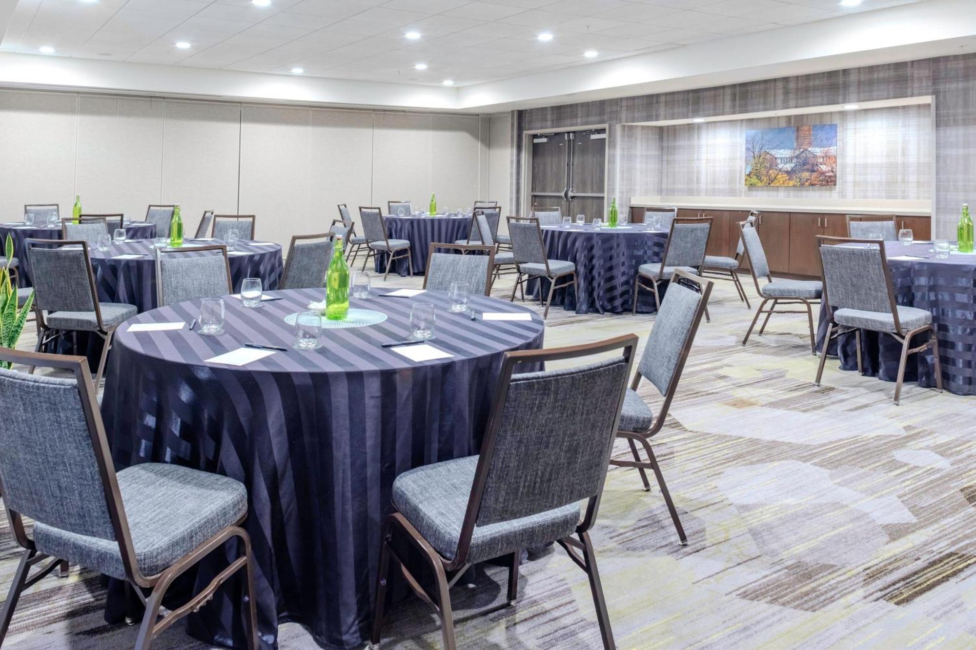 Courtyard By Marriott Yonkers Westchester County Exterior foto