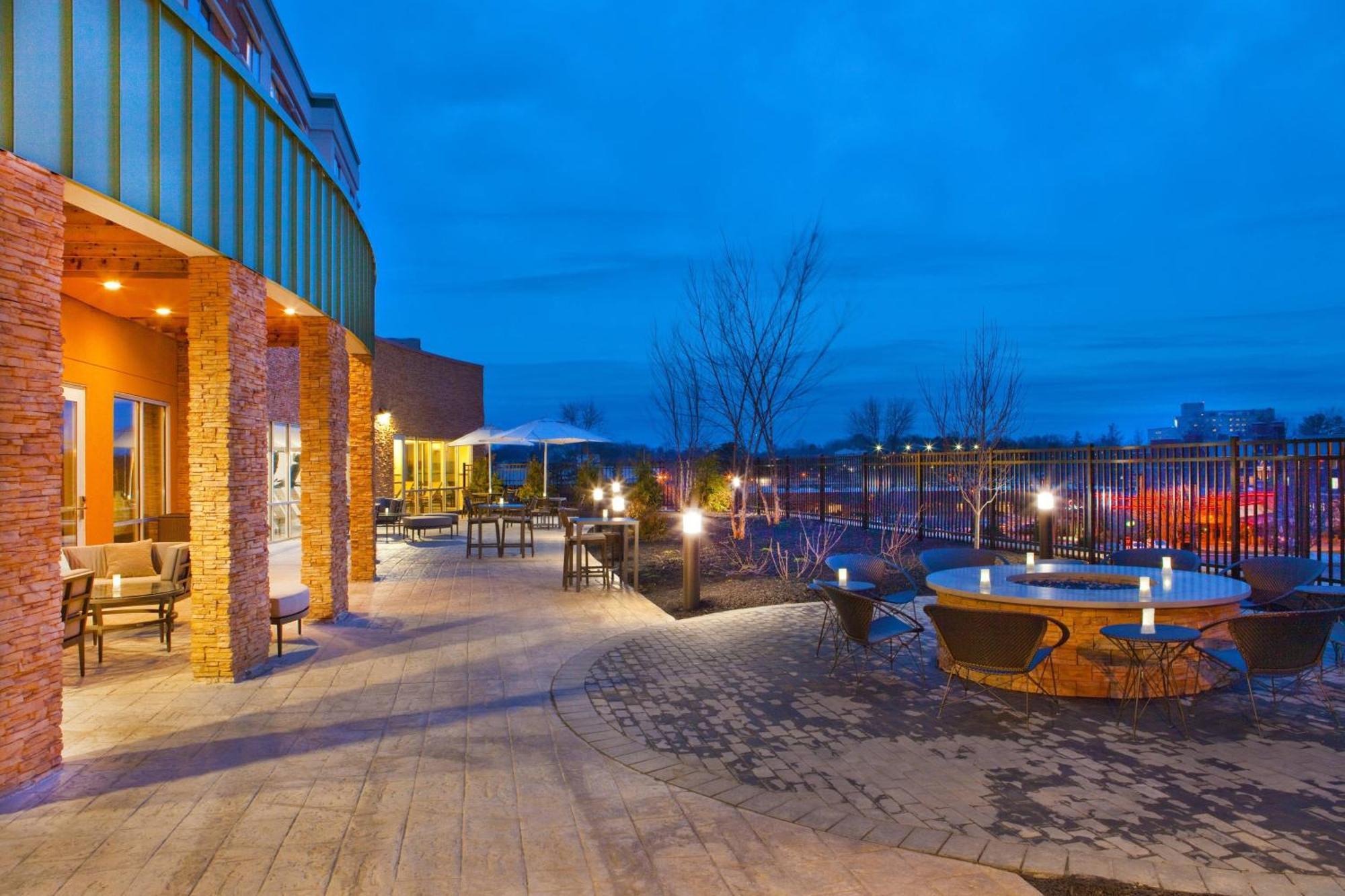 Courtyard By Marriott Yonkers Westchester County Exterior foto